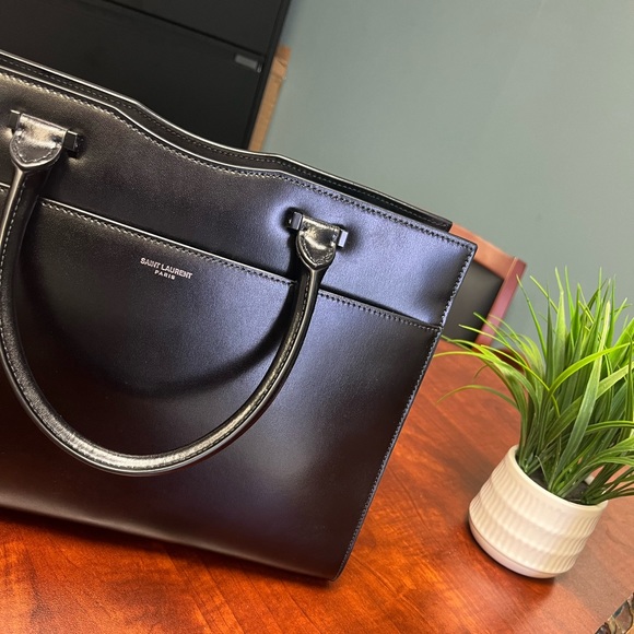 Yves Saint Laurent Handbags - YSL Medium Uptown